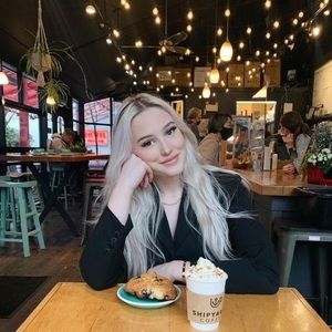 Meet your Posher, Katrina